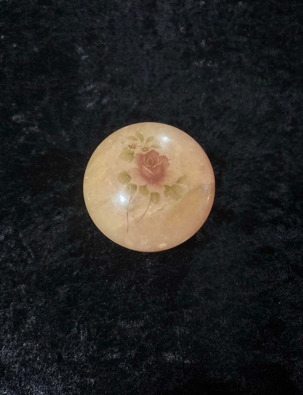 Vintage Hand Carved Genuine Alabaster Made in Italy.